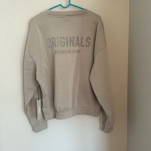 Sweatshirt NWT